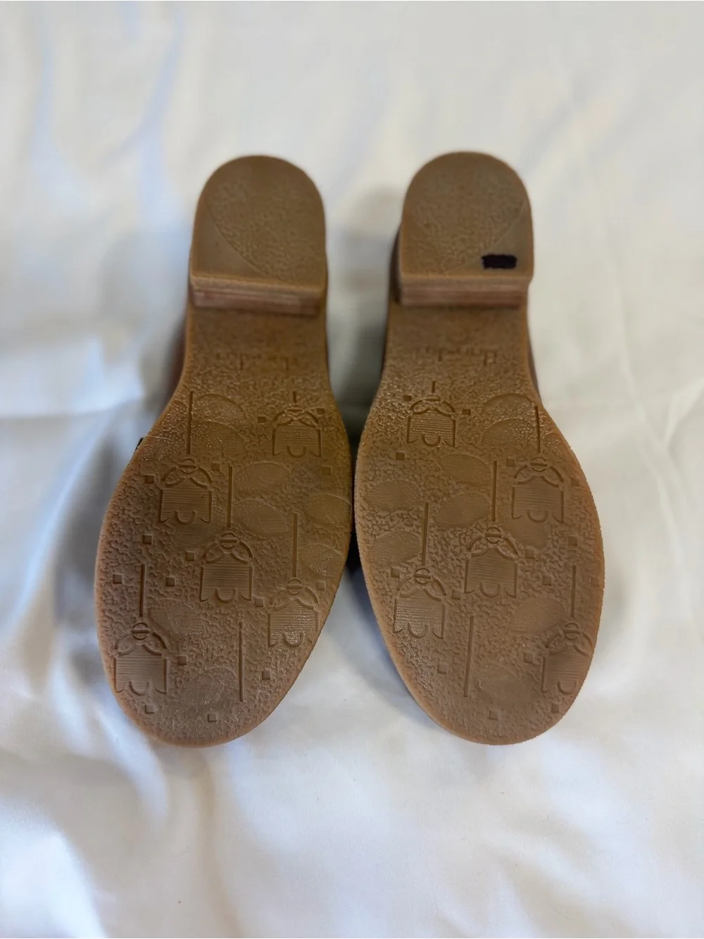 Dansko Danica Penny Loafer, size 40.